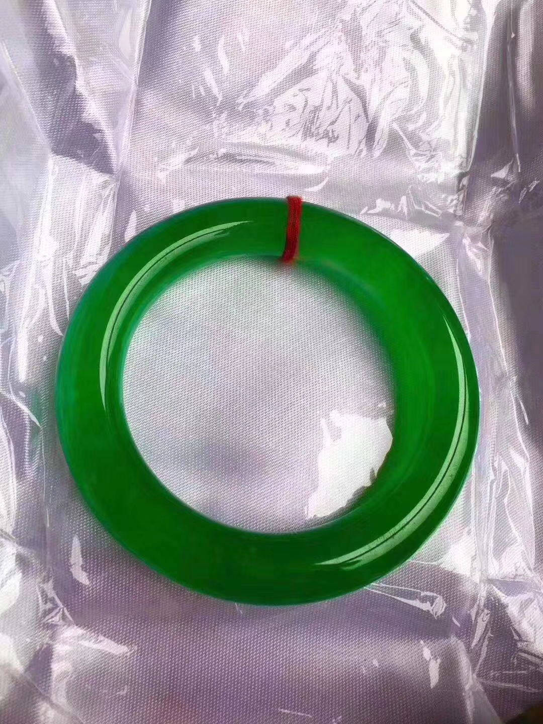 翡翠手鐲，銀手鐲